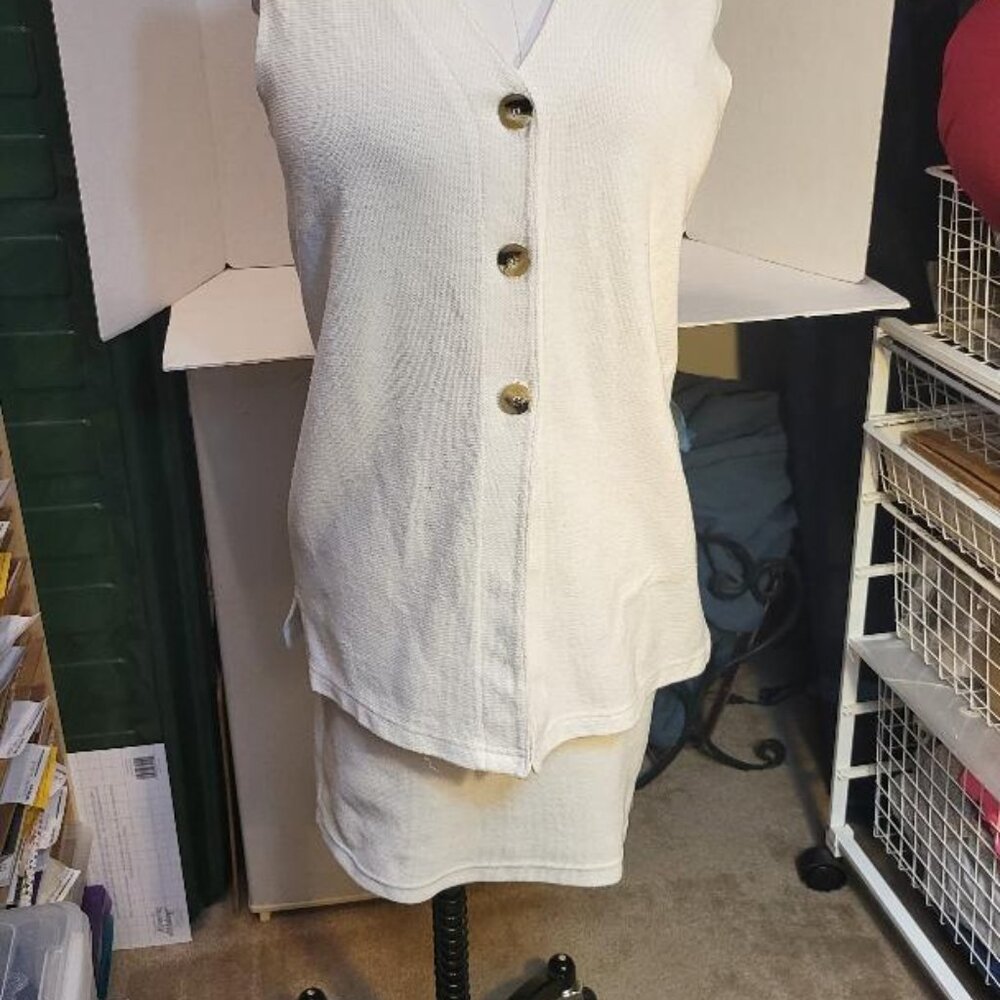 Express White Matching Blouse And Skirt - image 2